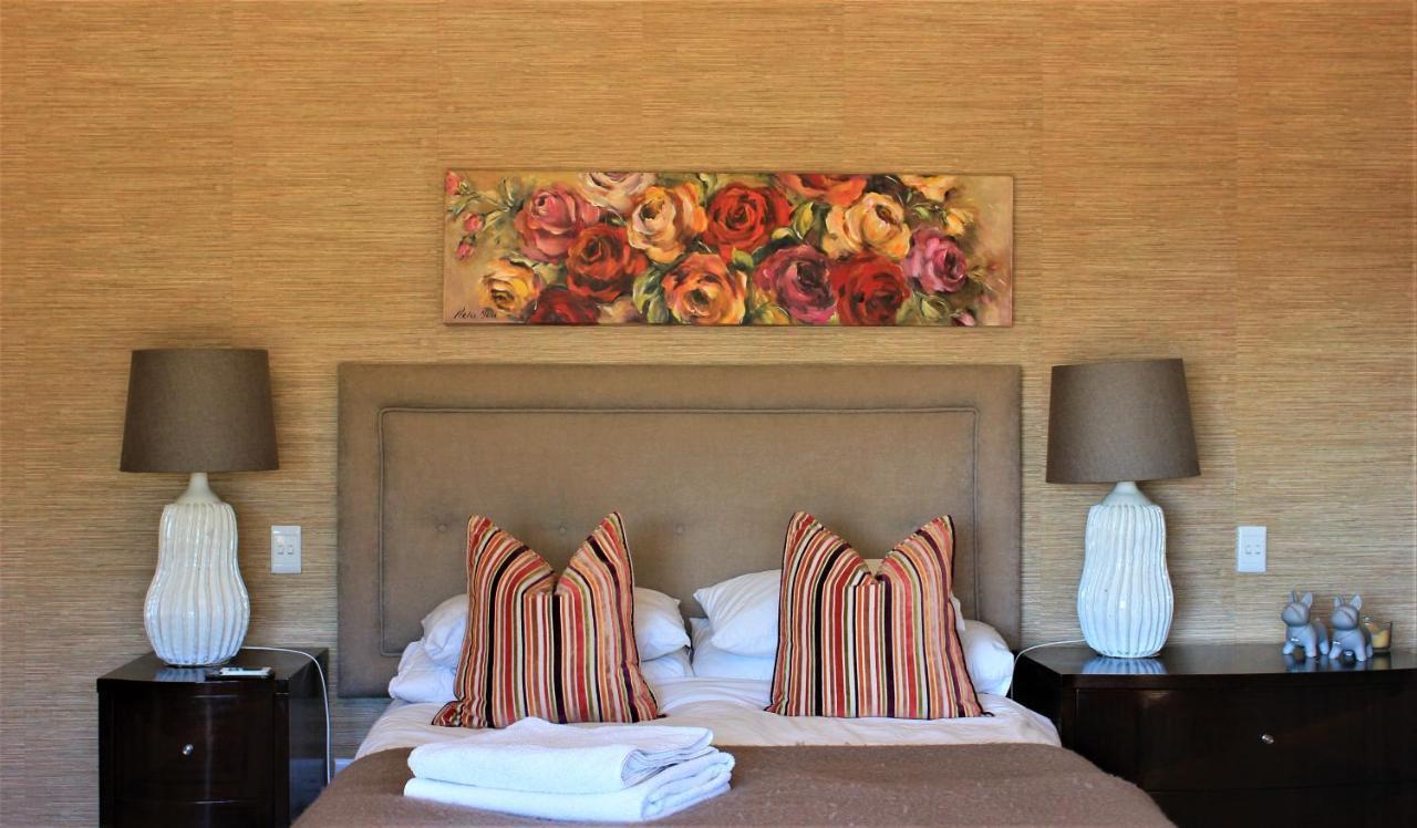 Karee & Wild Olive Guest Lodge Hekpoort Экстерьер фото